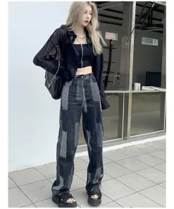 Relaxed Fit Leg Jeans Collection for Her Wardrobe