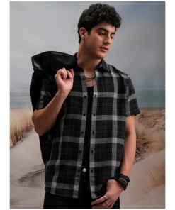 Men Black Checked Regular Fit Casual Shirt